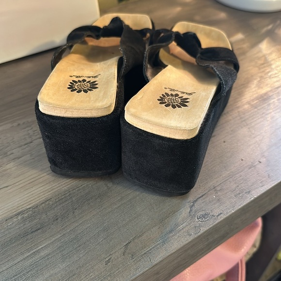 Y2K yellow box wedge sandals - Picture 3 of 8